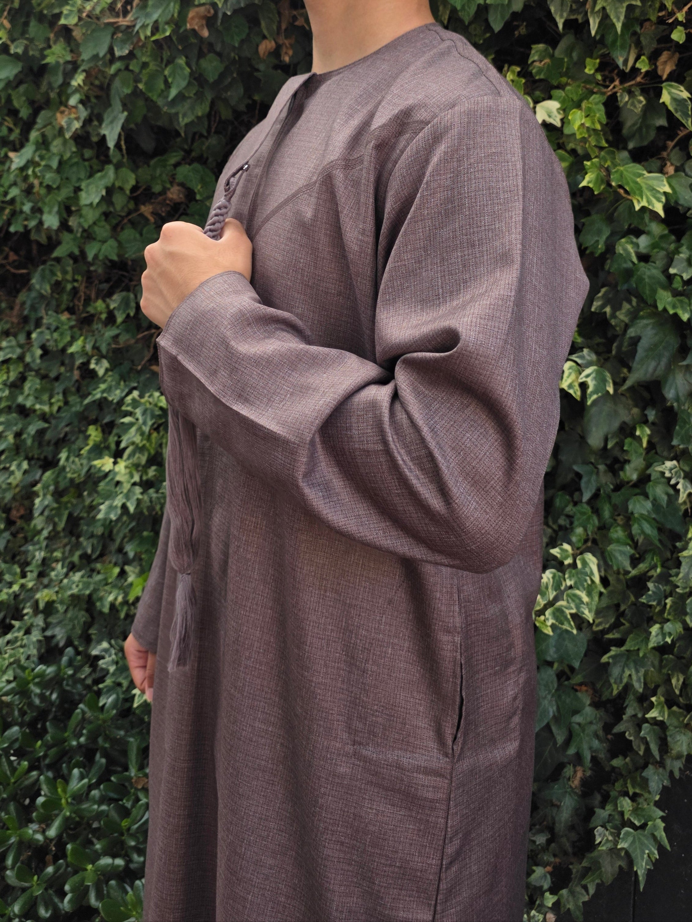 Truffle Premium Emirati Thobe