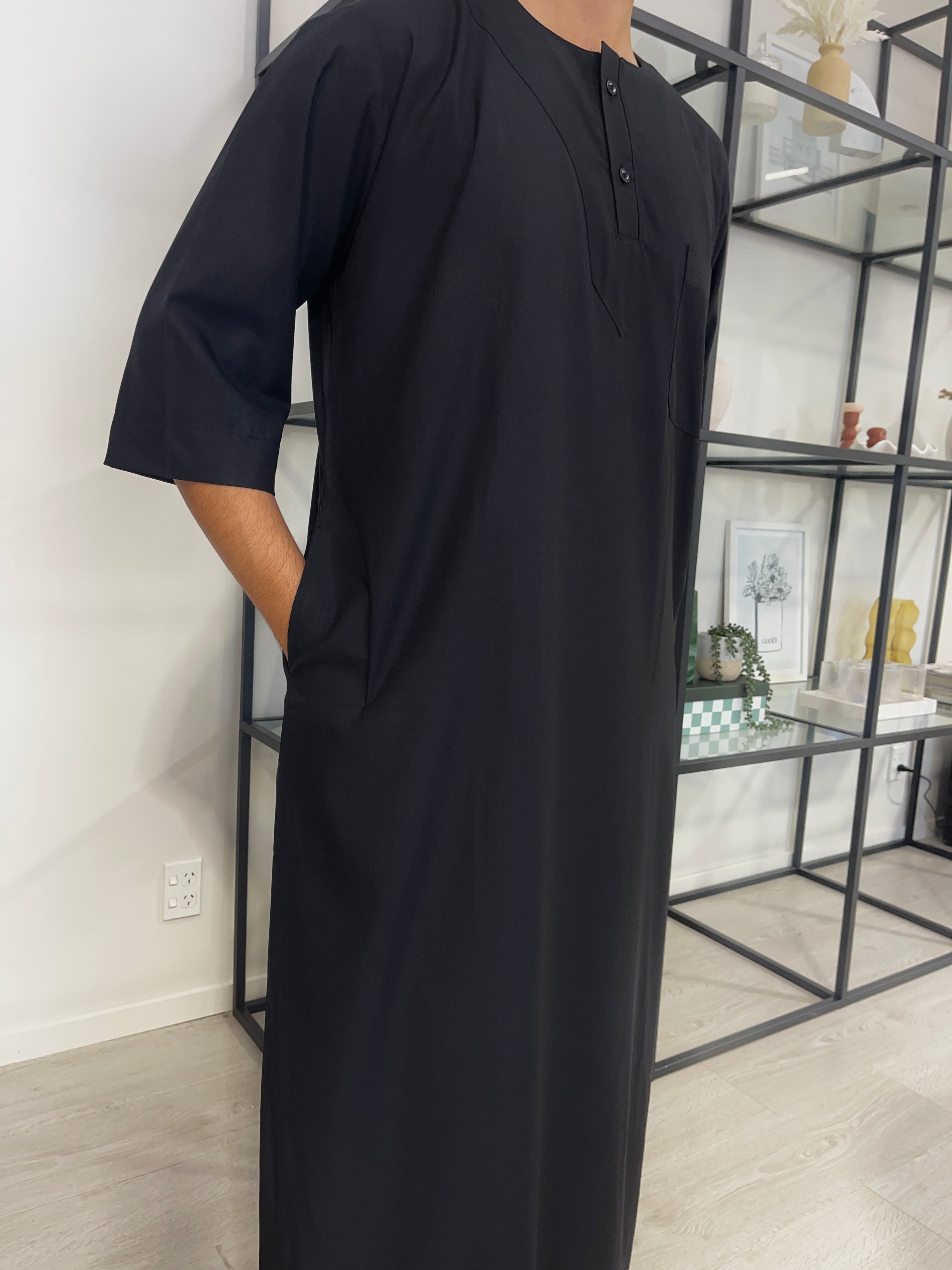 Black Short Sleeve Thobe