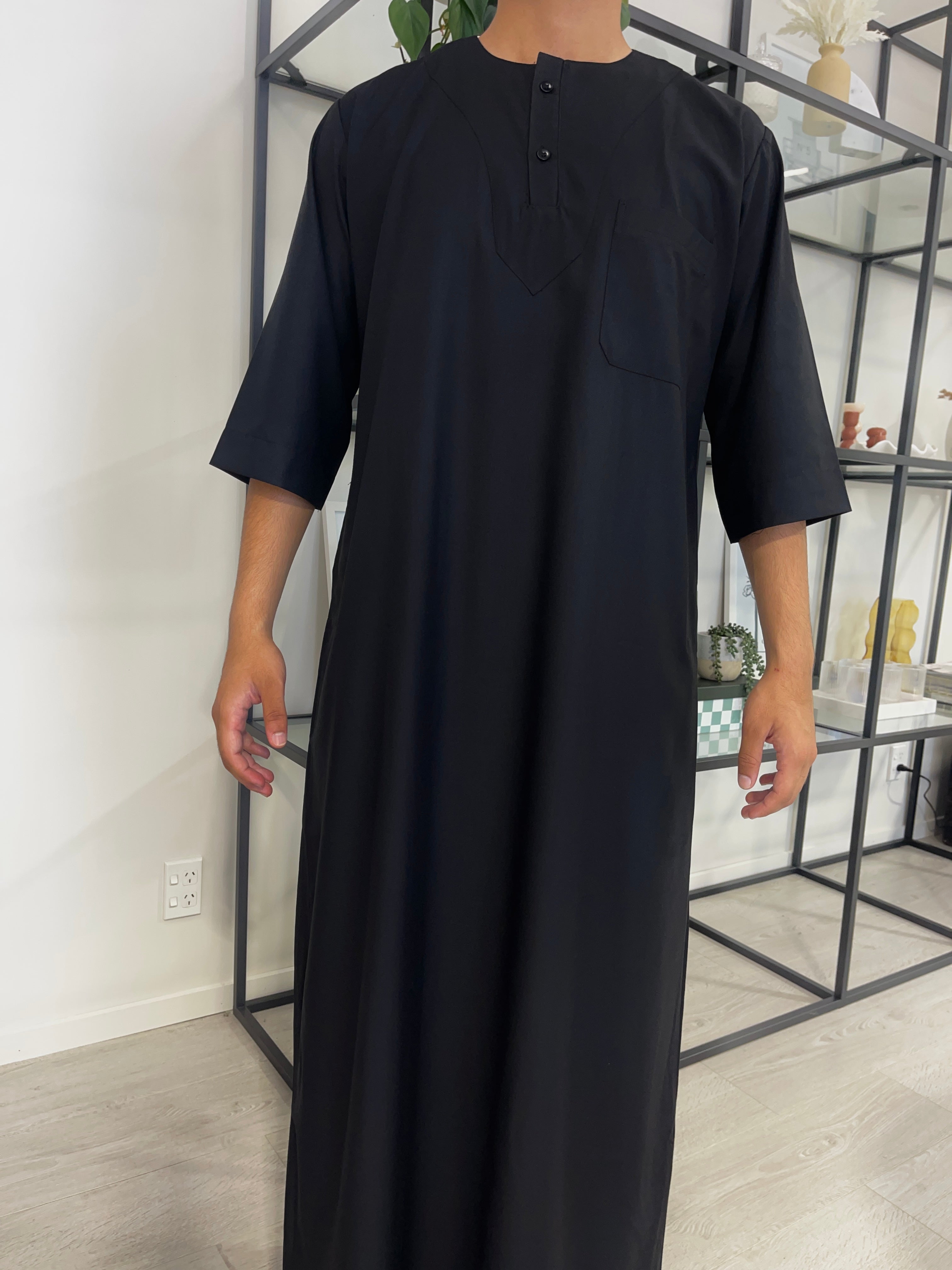 Black Short Sleeve Thobe