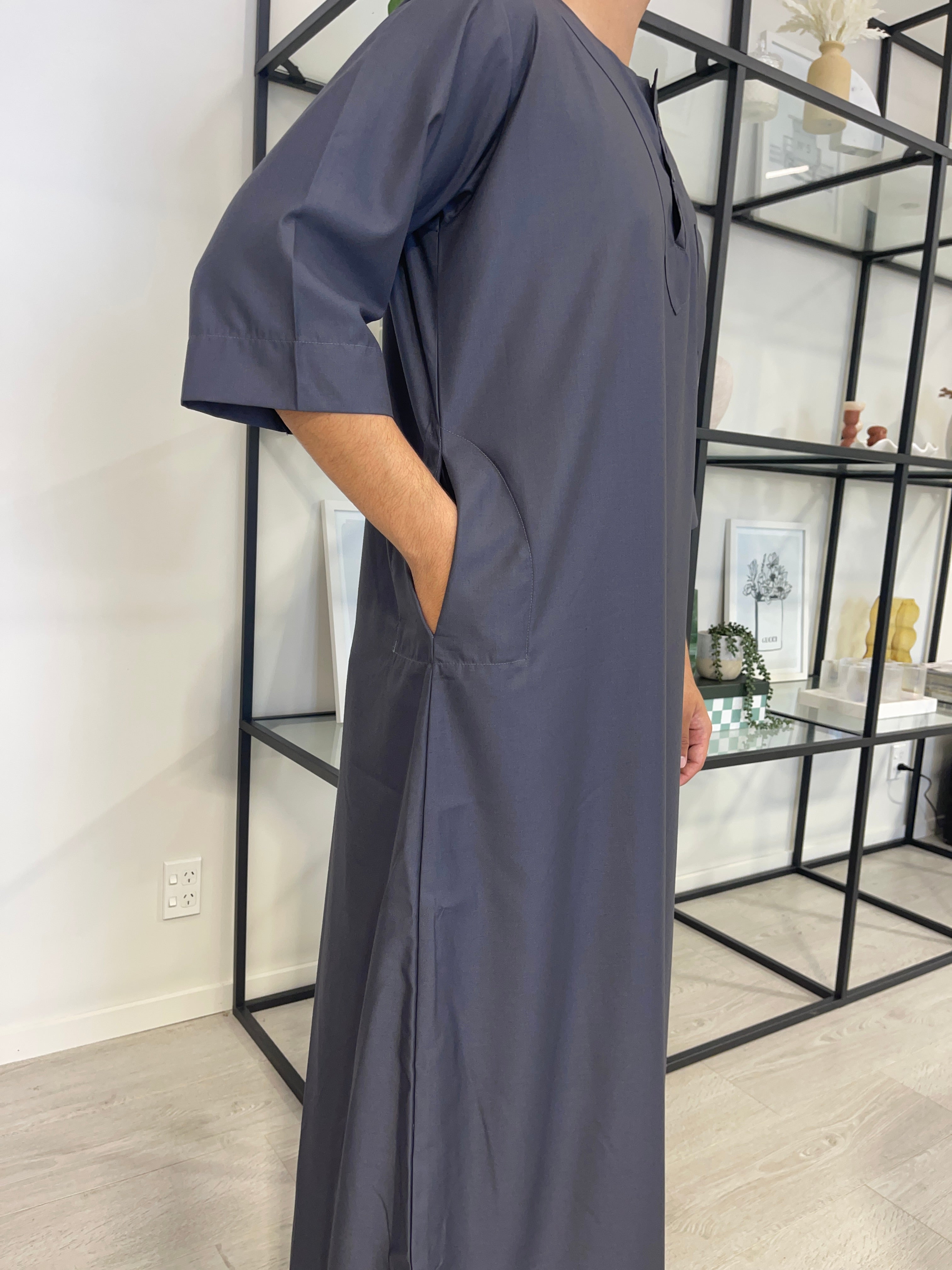 Dark Grey Short Sleeve Thobe