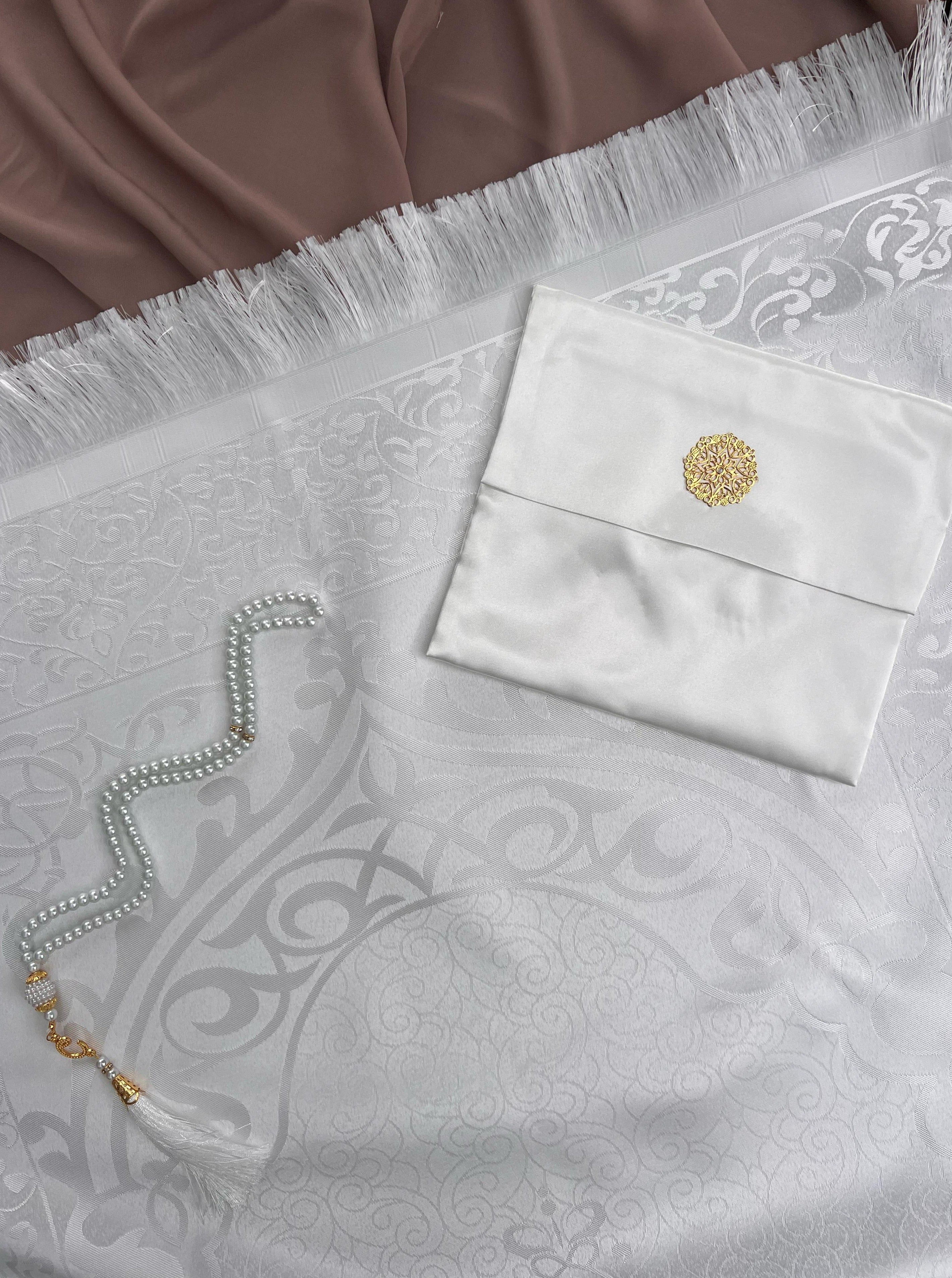 White Prayer Set with Pouch & Tasbih